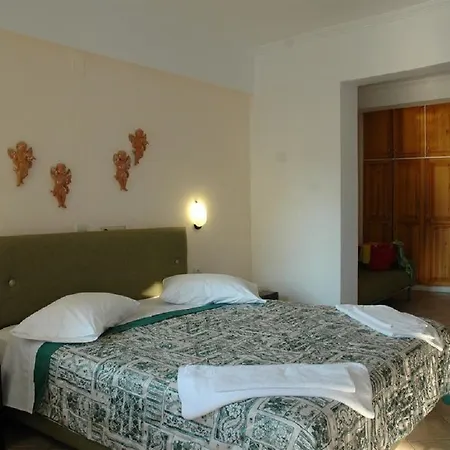 Santa Maura ホテル